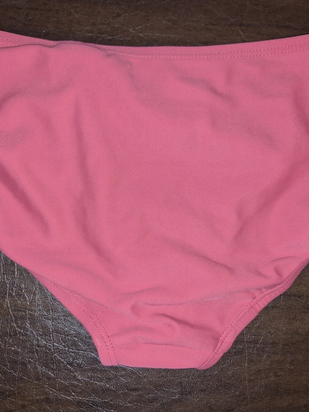 GAP coverage bottoms rashguard